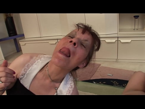 ❤️ คุณย่าสองคนและคุณปู่หนึ่งคนมีเซ็กส์สามคน ️ วิดีโอเซ็กส์ ที่เรา th.mouthporn.ru